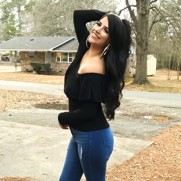 Meet the Posher - Picture 1 of 2